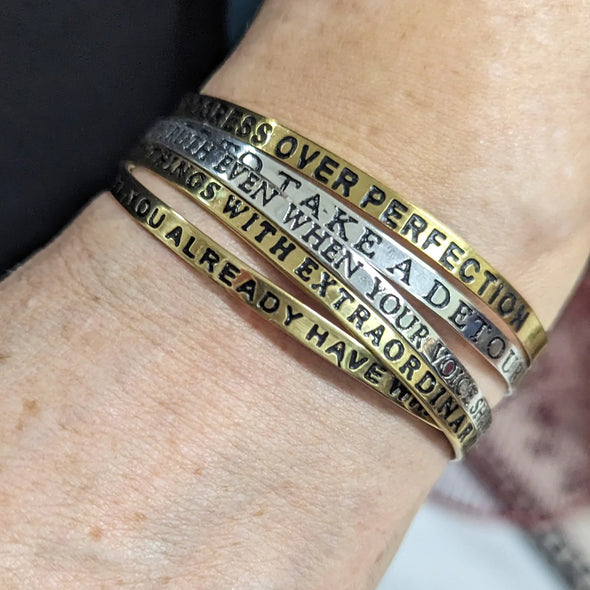Quote Cuff - ''Do ordinary things with extraordinary love''