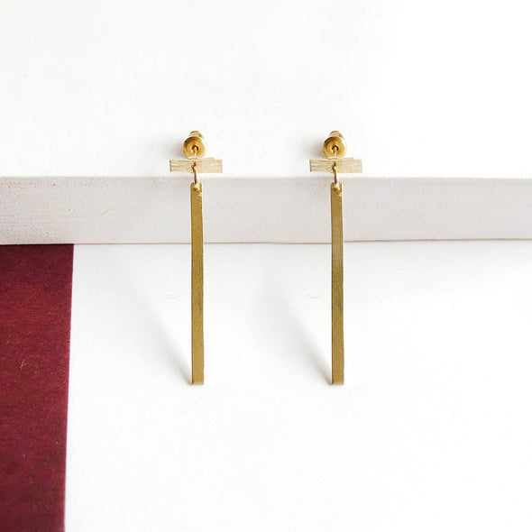 Dangling Bar Posts - Gold