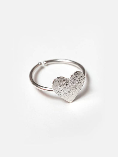 Petite Heart Ring Silver